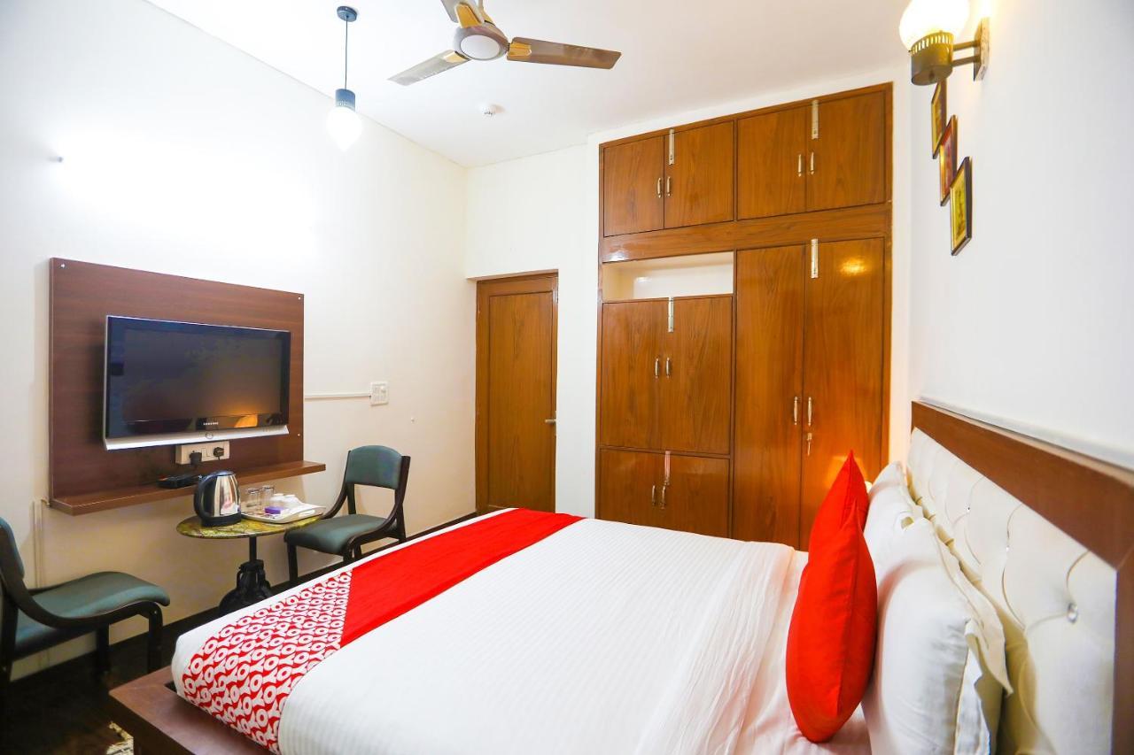OYO 62702 Golden Home Stay New Delhi Eksteriør billede