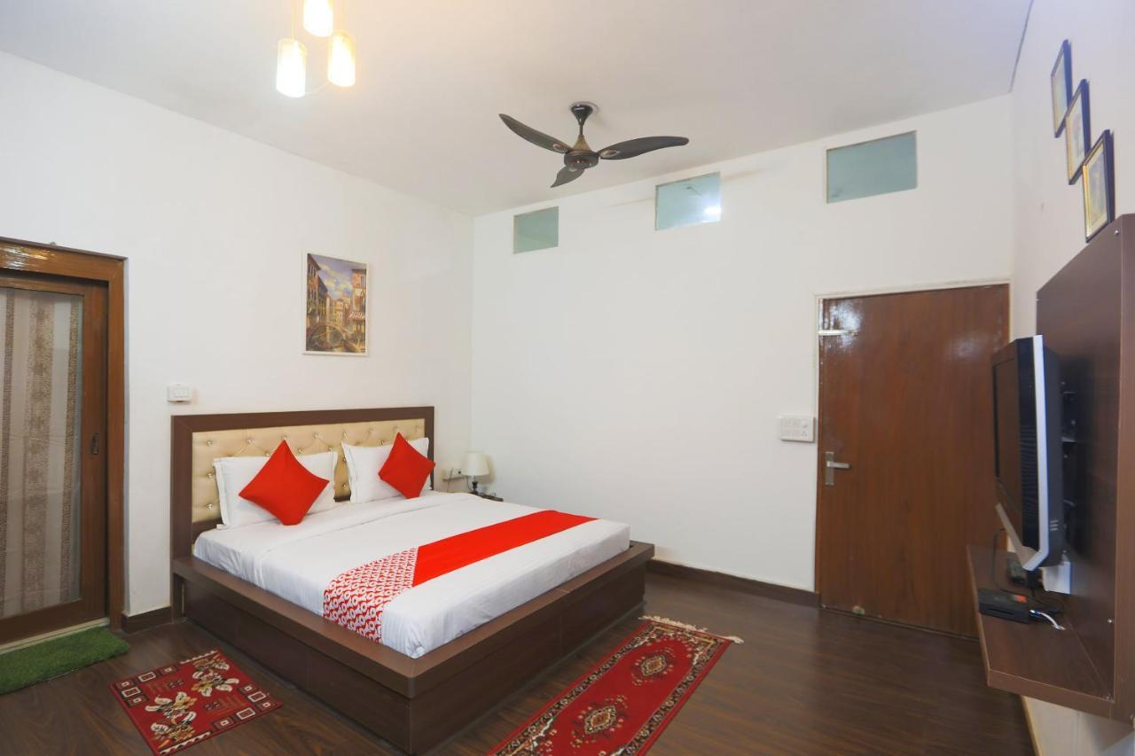 OYO 62702 Golden Home Stay New Delhi Eksteriør billede
