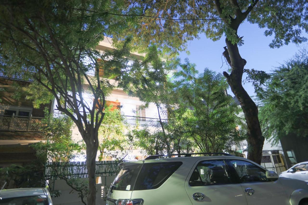 OYO 62702 Golden Home Stay New Delhi Eksteriør billede