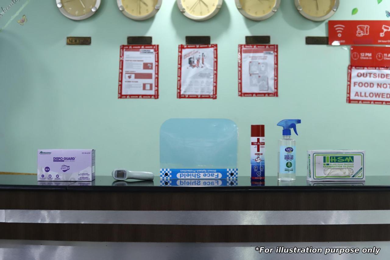 OYO 62702 Golden Home Stay New Delhi Eksteriør billede